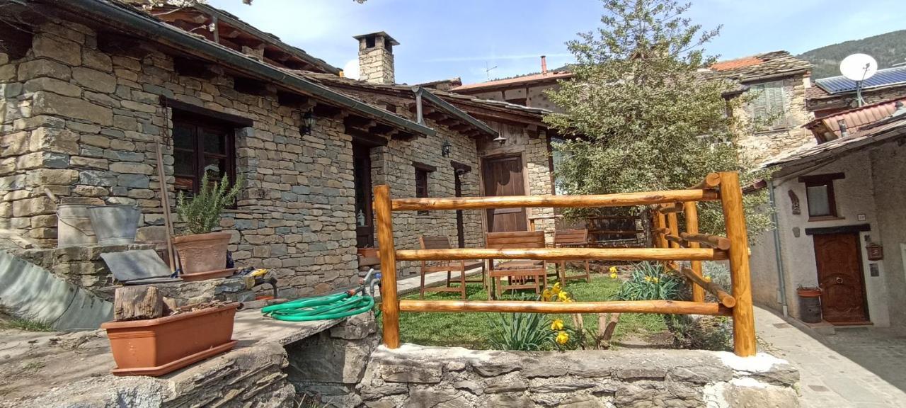 Villa Ca' De Baci' Du Mattu Mendatica Exterior foto